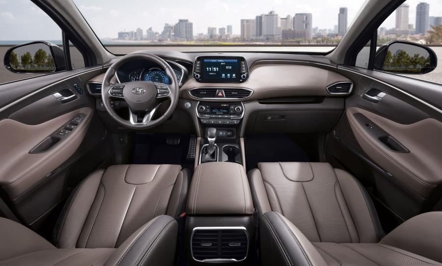 Торпедо Hyundai Santa Fe 2018 года  (KR) (фото 20 из 56)